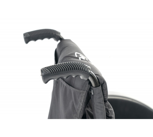 Кресло-коляска механическая MET Jet