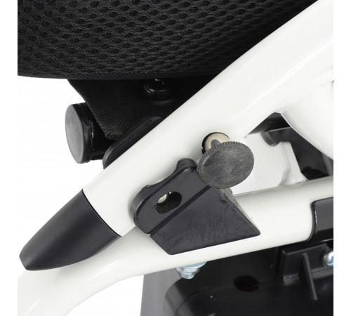 Кресло-коляска электрическая Med-Mos ЕК-6012